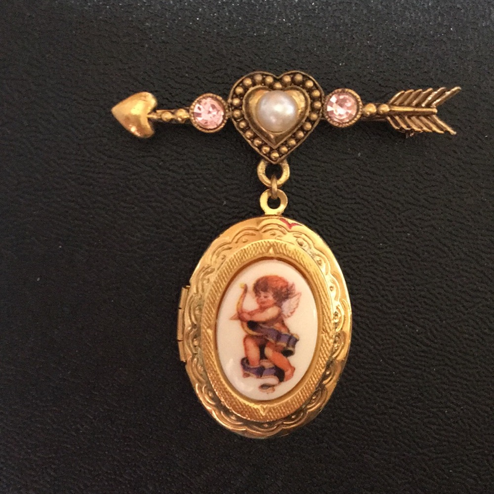 Avon Cherub Locket